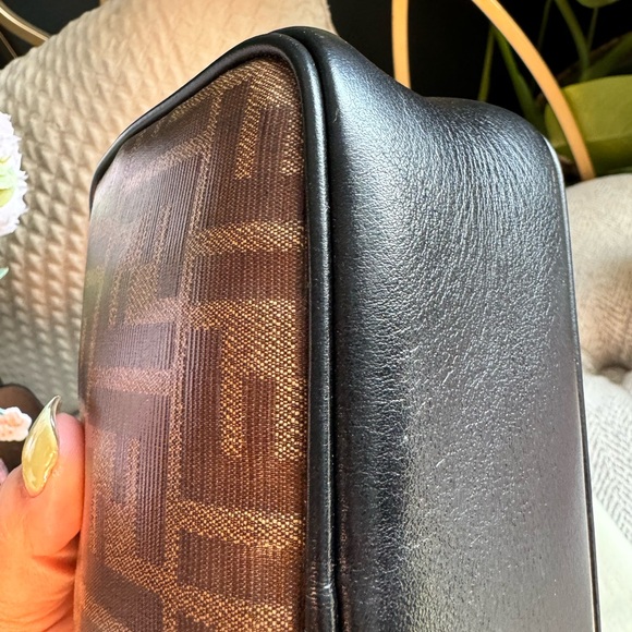 Fendi ROMA Camera bag *PRICE is FIRM* - Picture 11 of 17